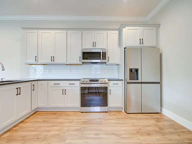 2031 Davidson St NE #A — Photo 10