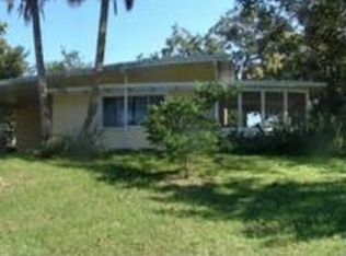 1224 Oak Dr, Leesburg, FL 34748