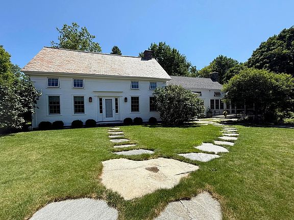 2nd image of 8 Spring Hill Rd