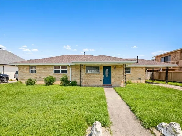 4 Carolyn Ct, Arabi, LA 70032