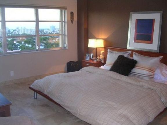 5th image of 340 Sunset Dr APT 1507