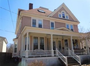 18 W Main St, Merrimac, MA 01860