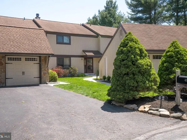 42 Abel Pl, Media, PA 19063