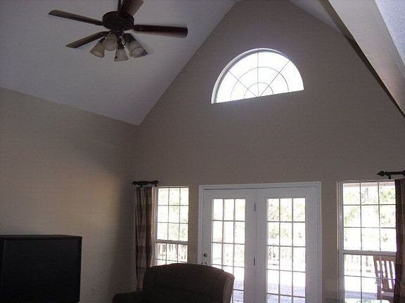 4th image of 88 Palm Island Cir