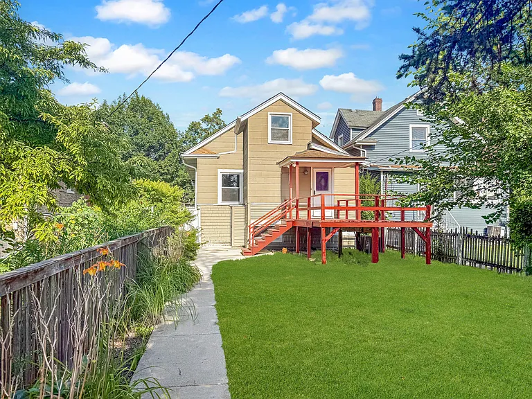525 N Taylor Ave — Photo 15