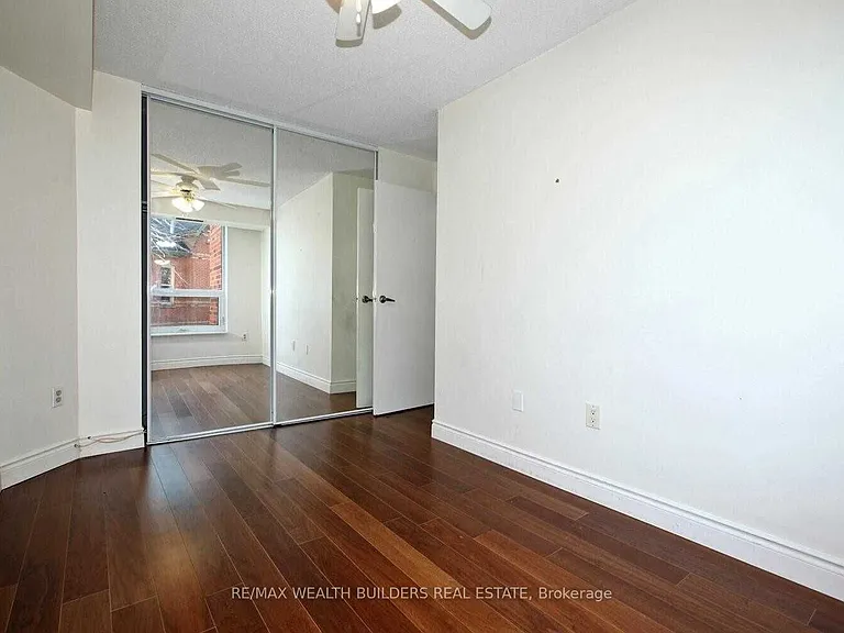 77 Maitland Pl #207 — Photo 19