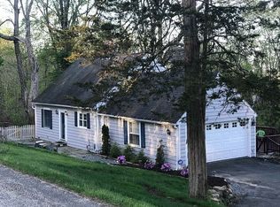 52 Sherman Heights Rd, Woodbury, CT 06798