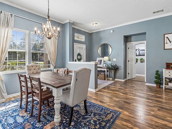 4th image of 97536 Bluff View Cir