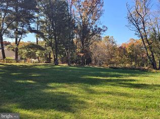 15204 Water Oak Dr, Gaithersburg, MD 20878