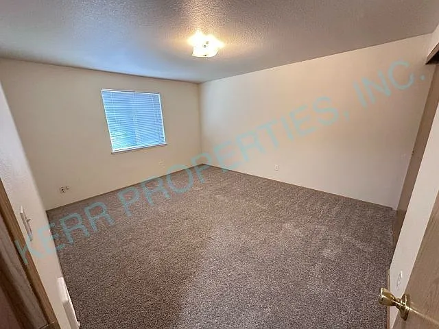 2203 SE 96th Dr — Photo 10