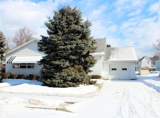 222 Maple St, Dickson City, PA 18519
