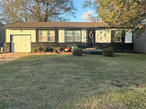2105 W 49th St, Tulsa, OK 74107