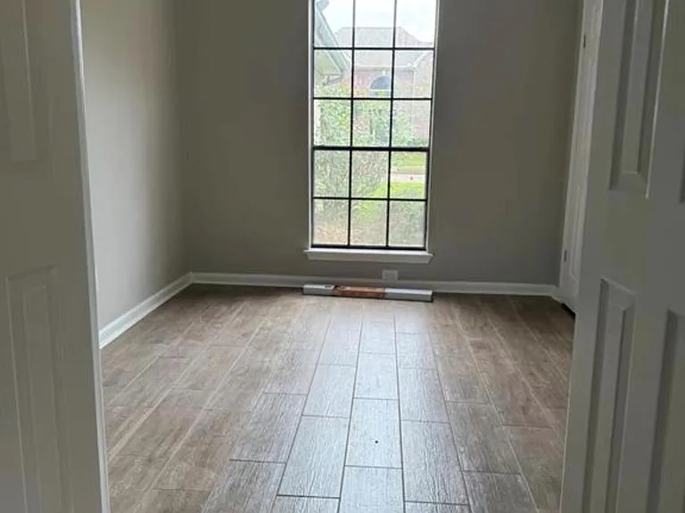2511 Castle Pl — Photo 5