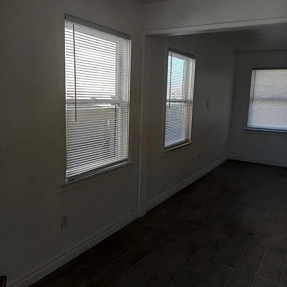 15593 L St — Photo 11