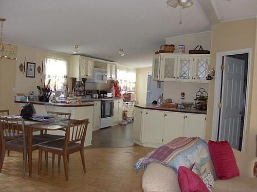 4th image of 1133 Huntington Heights Ct