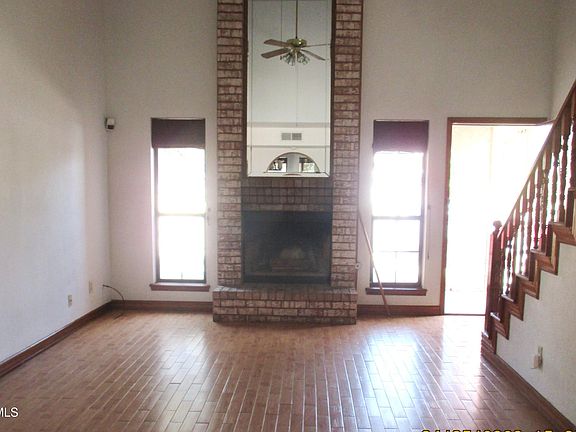 3rd image of 1805 Neil Armstrong Ln