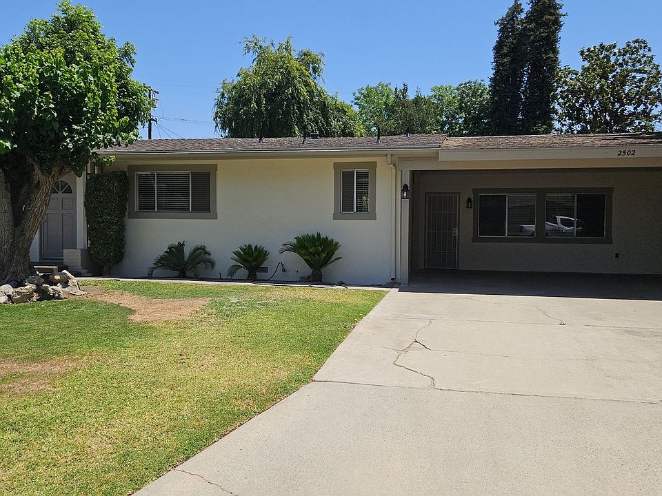 2nd image of 2502 16th Ave