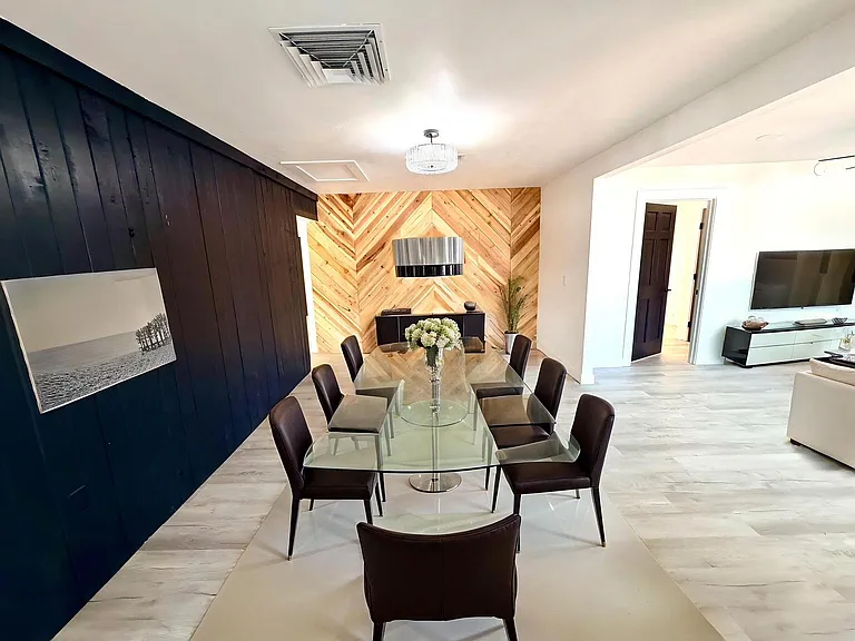 239 Nancy St — Photo 12