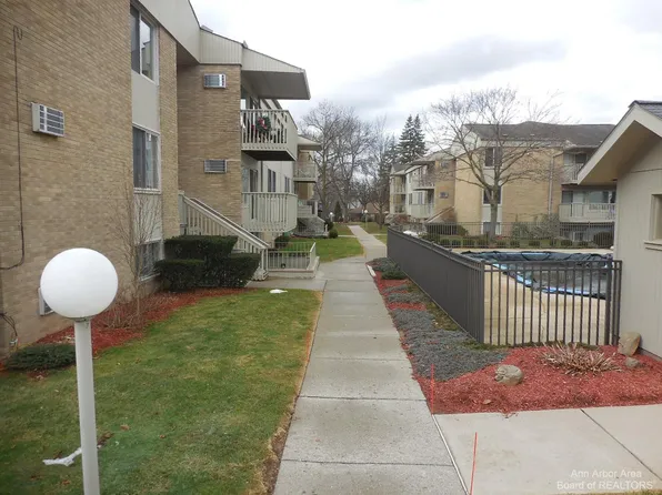 2317 Packard St APT B103, Ann Arbor, MI 48104