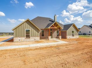 1016 N Agnes Rd, Springtown, TX 76082