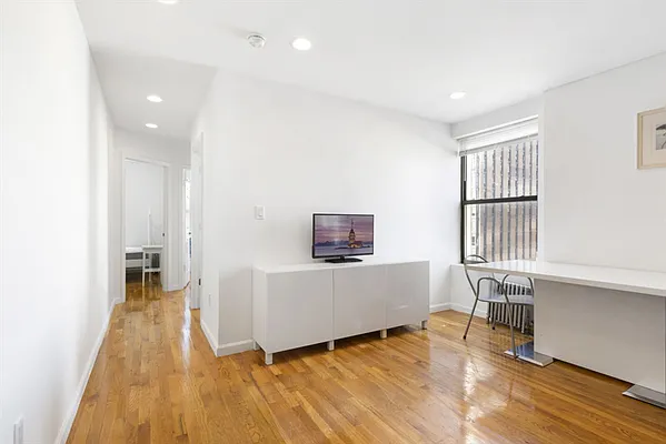 Rented by Citi Habitats | media 25