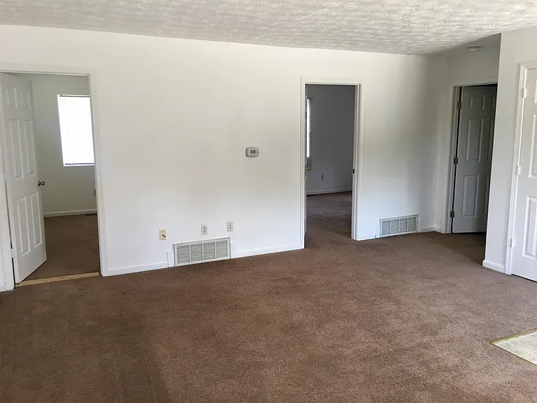 5724 Stiles Dr — Photo 23