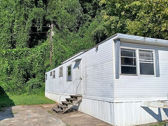 2nd image of 827 Signal Mountain Rd #T21