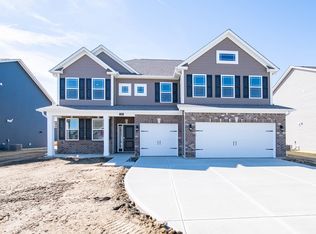 250 Walker Dr, Whiteland, IN
