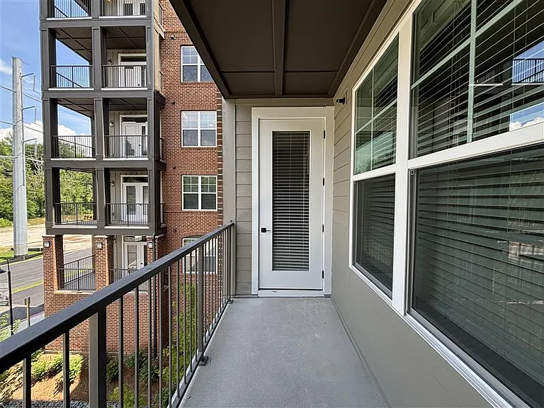 District on the Etowah Apartments — Photo 241