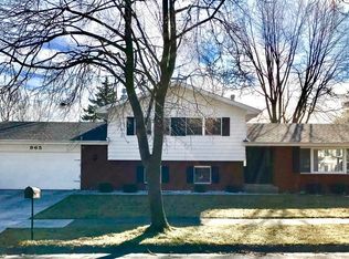 965 E South St, Crown Point, IN 46307