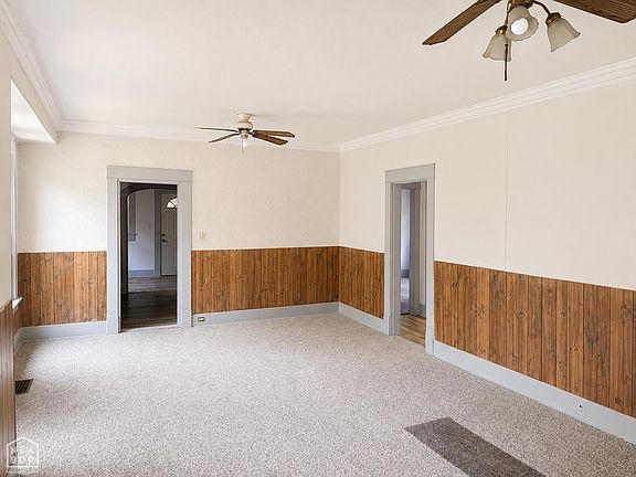 3rd image of 1103 Warner Ave