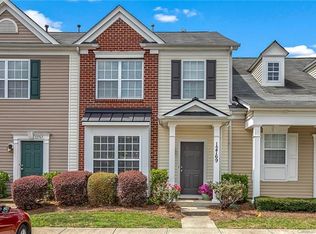 12769 Persimmon Tree Dr, Charlotte, NC 28273