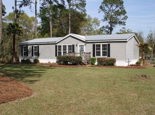 17 Cherokee Dr, Valdosta, GA 31602
