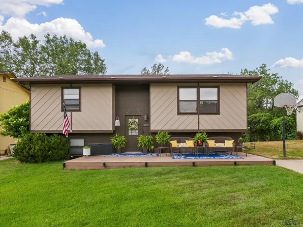 3309 Hall St, Rapid City, SD 57702