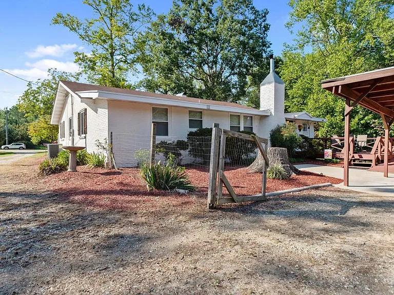 8521 Old Stage Rd — Photo 35