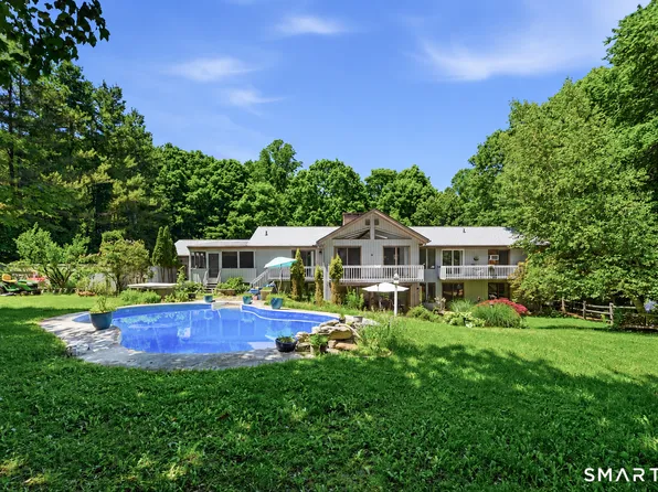 19 Hi Barlow Road, Newtown, CT 06470