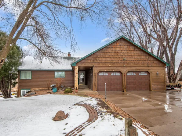 8455 Shadyview Ln N, Maple Grove, MN 55311