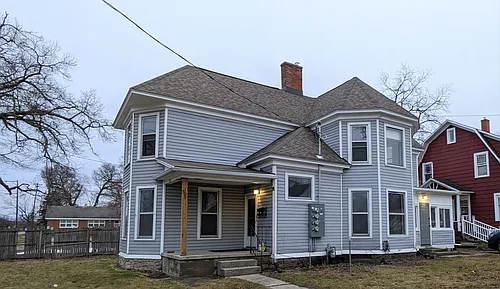 109 Irwin Ave Photo 1