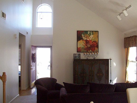 Vaulted Ceiling in Greatroom