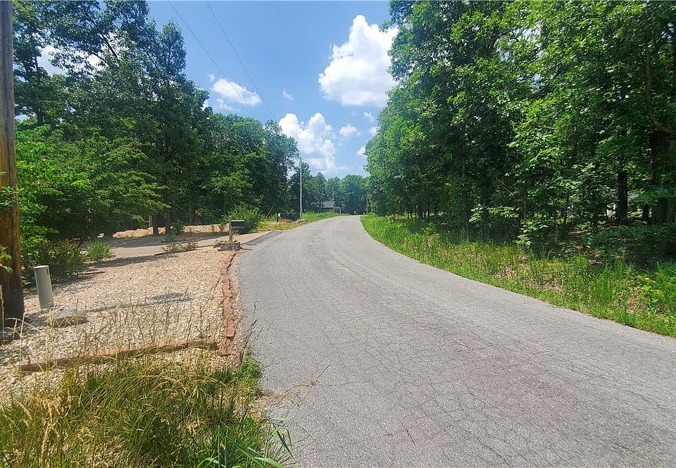 2nd image of Lochgilphead Ln #15