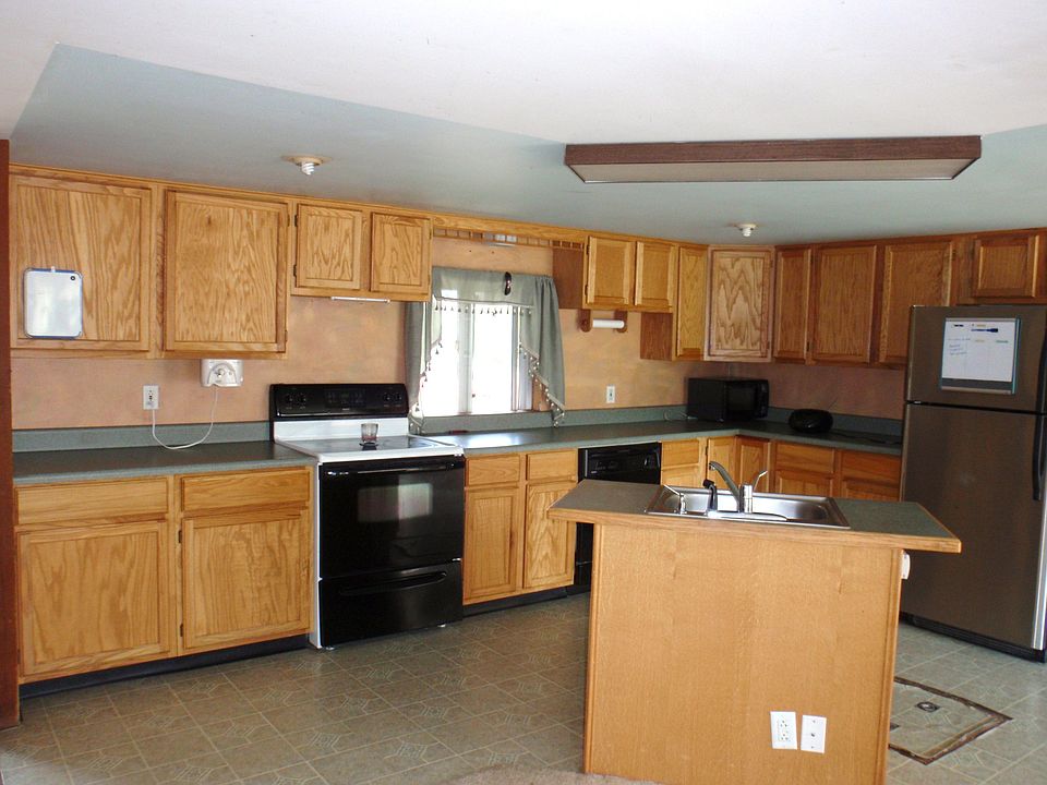 2nd image of 6683 Sharrock Rd