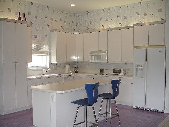 4th image of 6842 Rienzo St