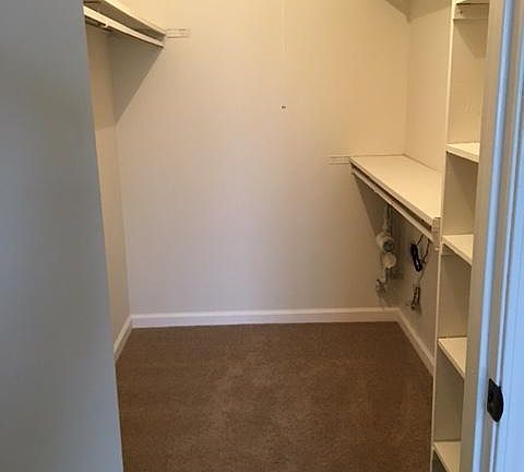 Very Large Walk In Closet!