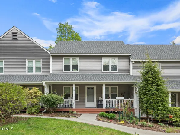 880 East St APT 14B, Lee, MA 01238