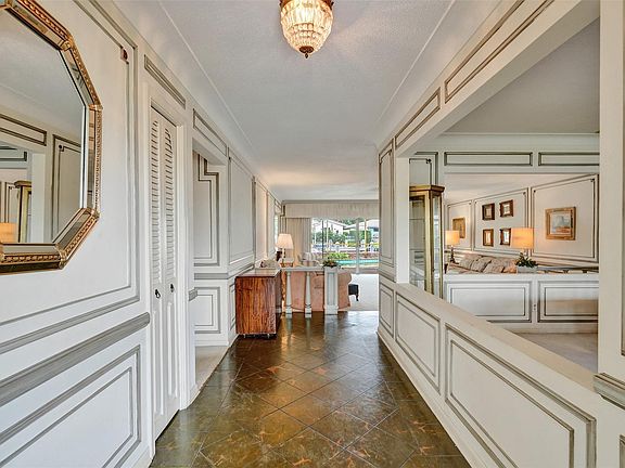 2nd image of 5211 NE 31st Avenue