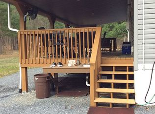 54 Huds Ln, Mill Hall, PA 17751