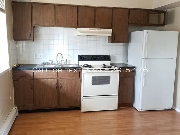 4th image of 2597 Cory Ave APT B