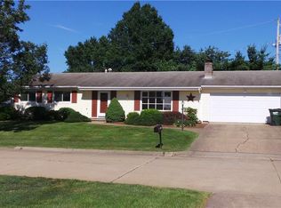 1214 Greenacre Dr, Cambridge, OH 43725