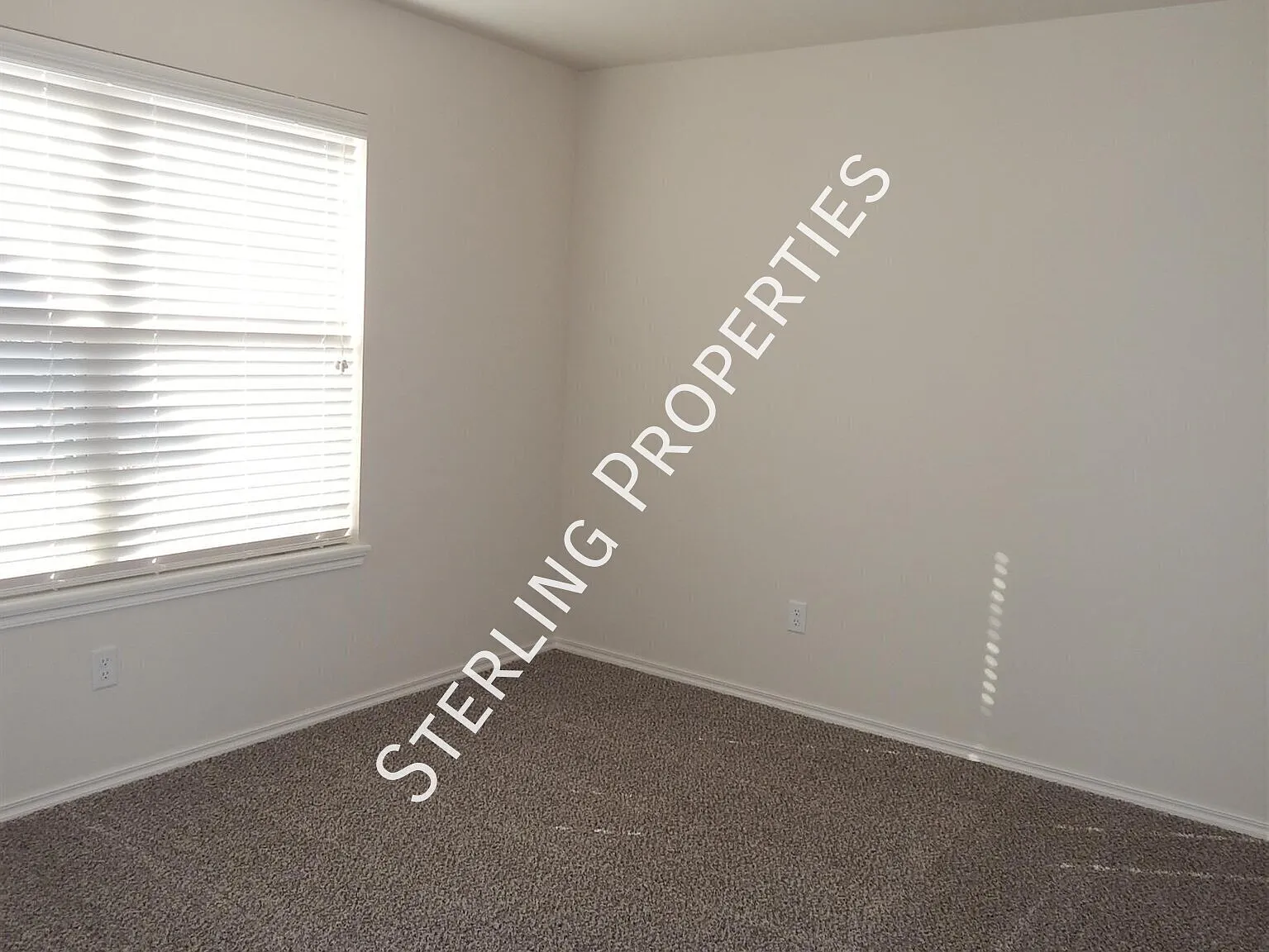 3 bed, 1386 sqft, $1,750 — Photo 2