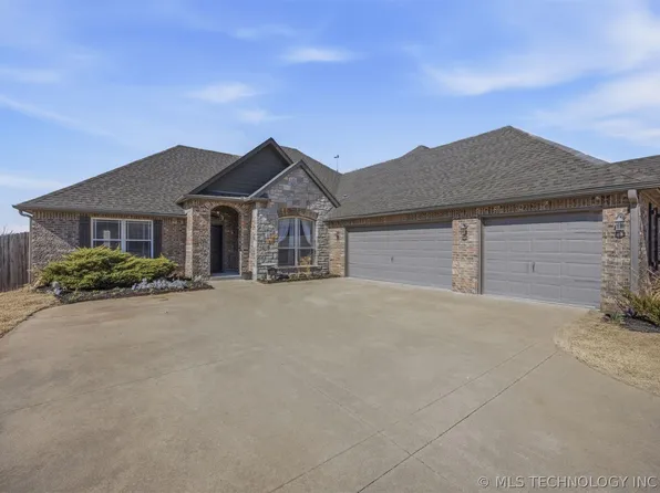 4708 N Narcissus Ave, Broken Arrow, OK 74012